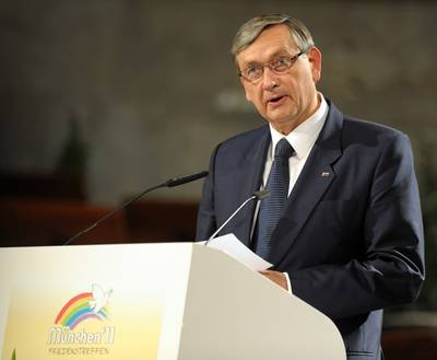 President of the Republic of Slovenia, Dr Danilo Türk attends the opening of the International Meeting for Peace entitled 'Bound to Live Together' (photo: Katharina Ebel/KNA)